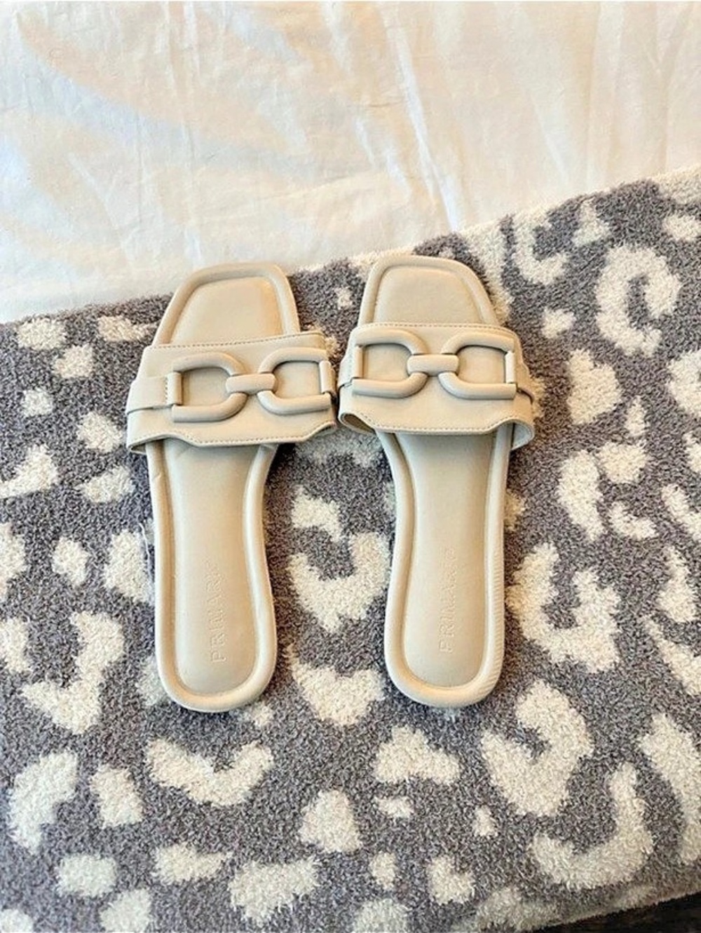 Primark Slide Sandal Buckle Slide Sandals in Beige